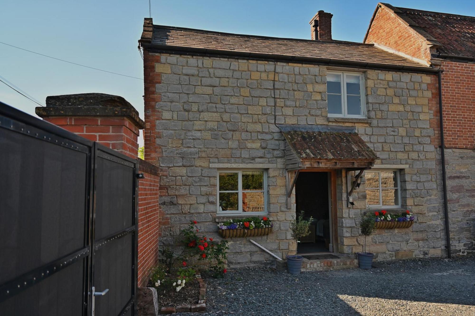 Вилла The Cider House At Stathe Farm Burrowbridge Экстерьер фото